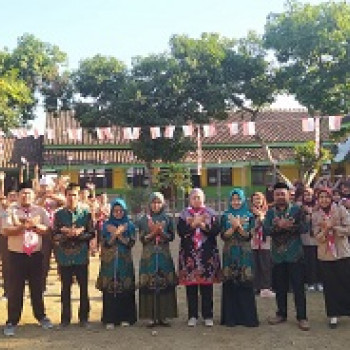 UPACARA PERINGATAN HARI PRAMUKA DI SMK NU 03 BONDOWOSO