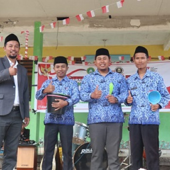 APRESIASI PESERTA GEBYAR KEMERDEKAAN SMK NU 03 BONDOWOSO CLO